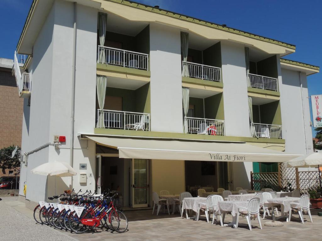 Hotel Ai Fiori Grado Exteriör bild